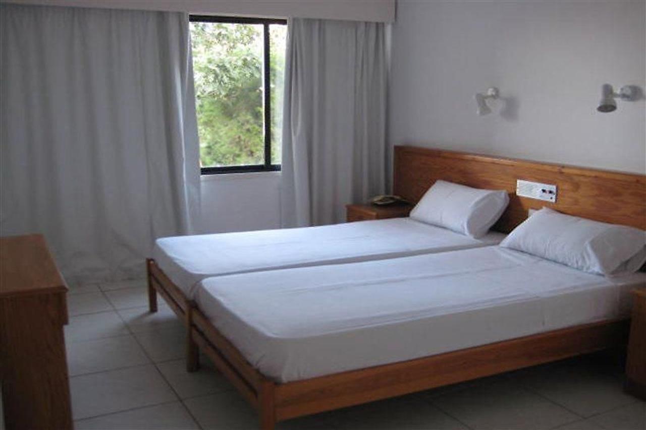 Lawsonia Hotel Apartments Protaras Exterior photo